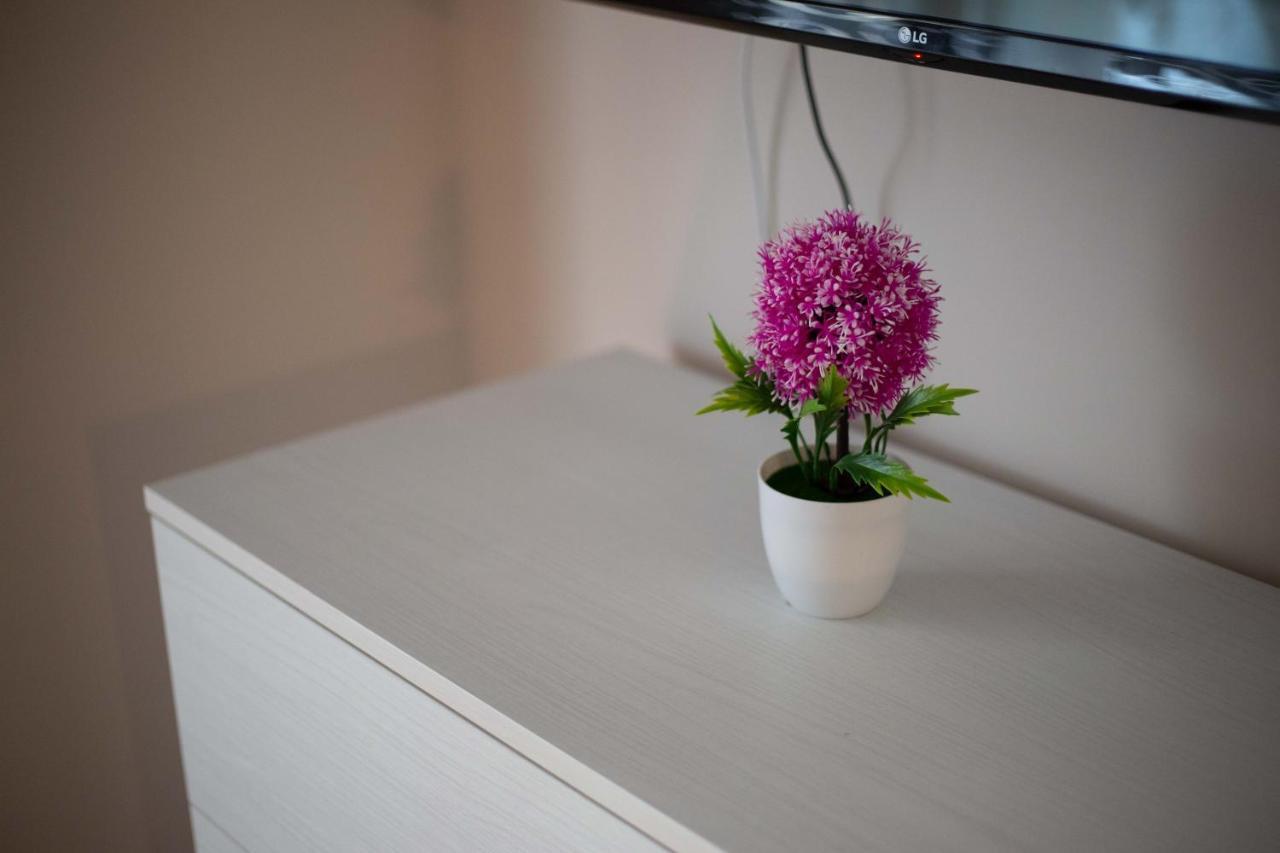 Privilege Chiaia By Dimorra Naples Luaran gambar