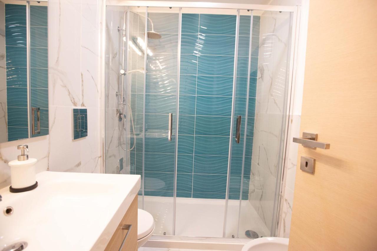 Privilege Chiaia By Dimorra Naples Luaran gambar