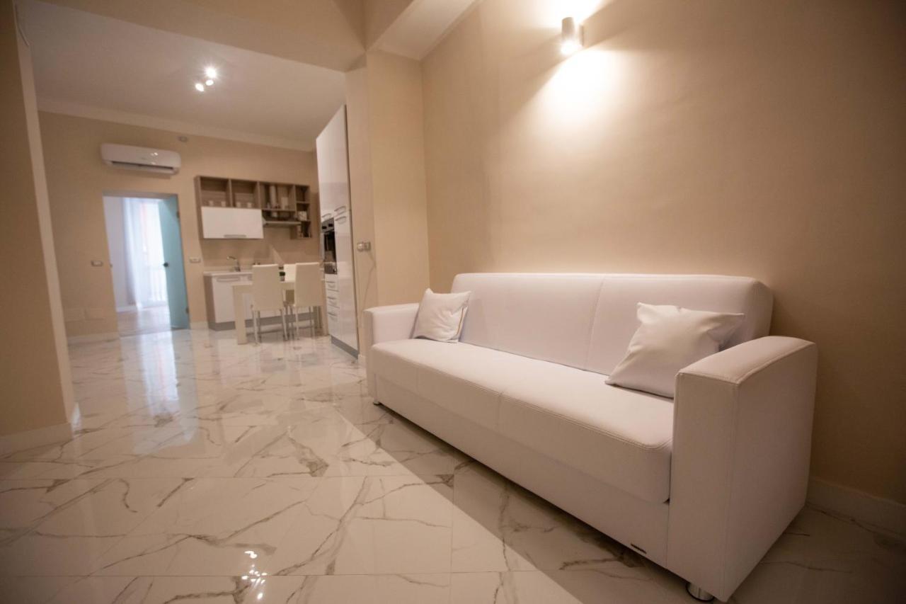 Privilege Chiaia By Dimorra Naples Luaran gambar