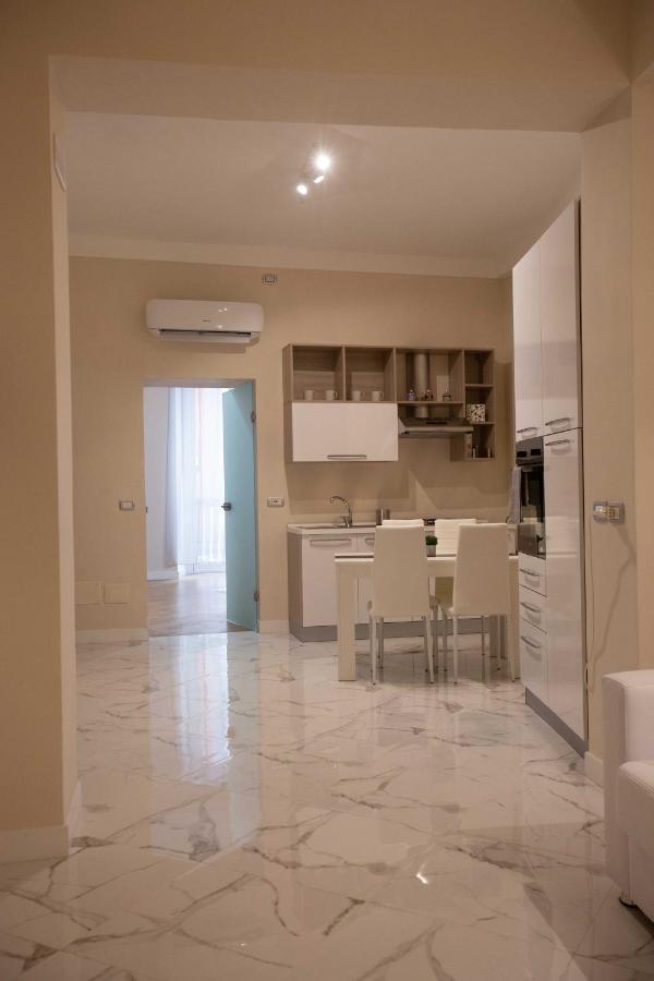 Privilege Chiaia By Dimorra Naples Luaran gambar