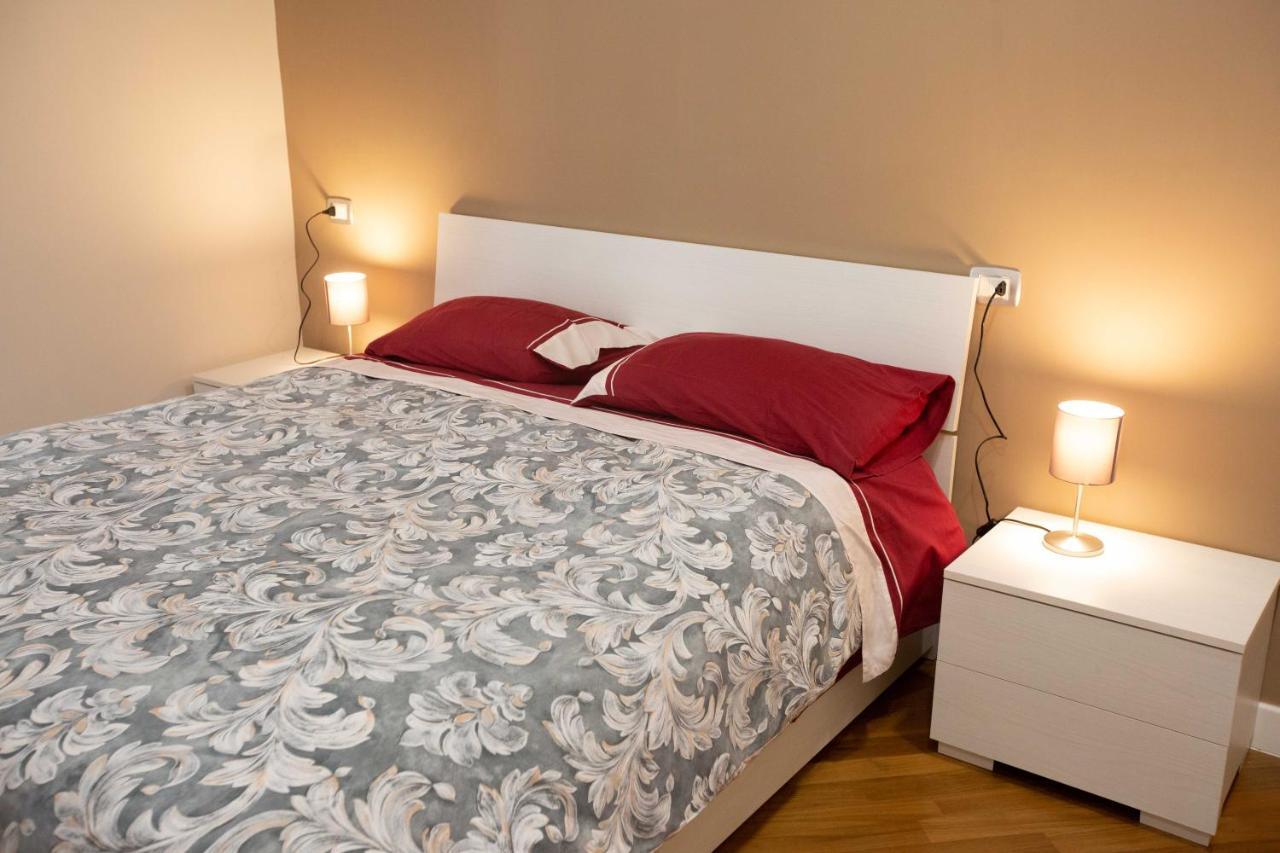 Privilege Chiaia By Dimorra Naples Luaran gambar