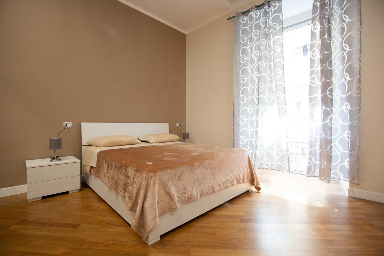 Privilege Chiaia By Dimorra Naples Luaran gambar