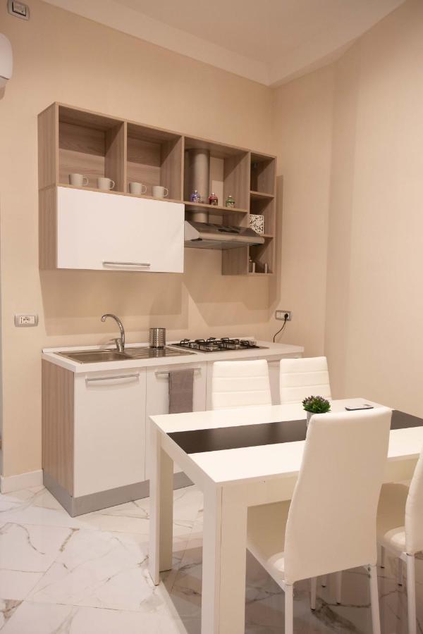 Privilege Chiaia By Dimorra Naples Luaran gambar