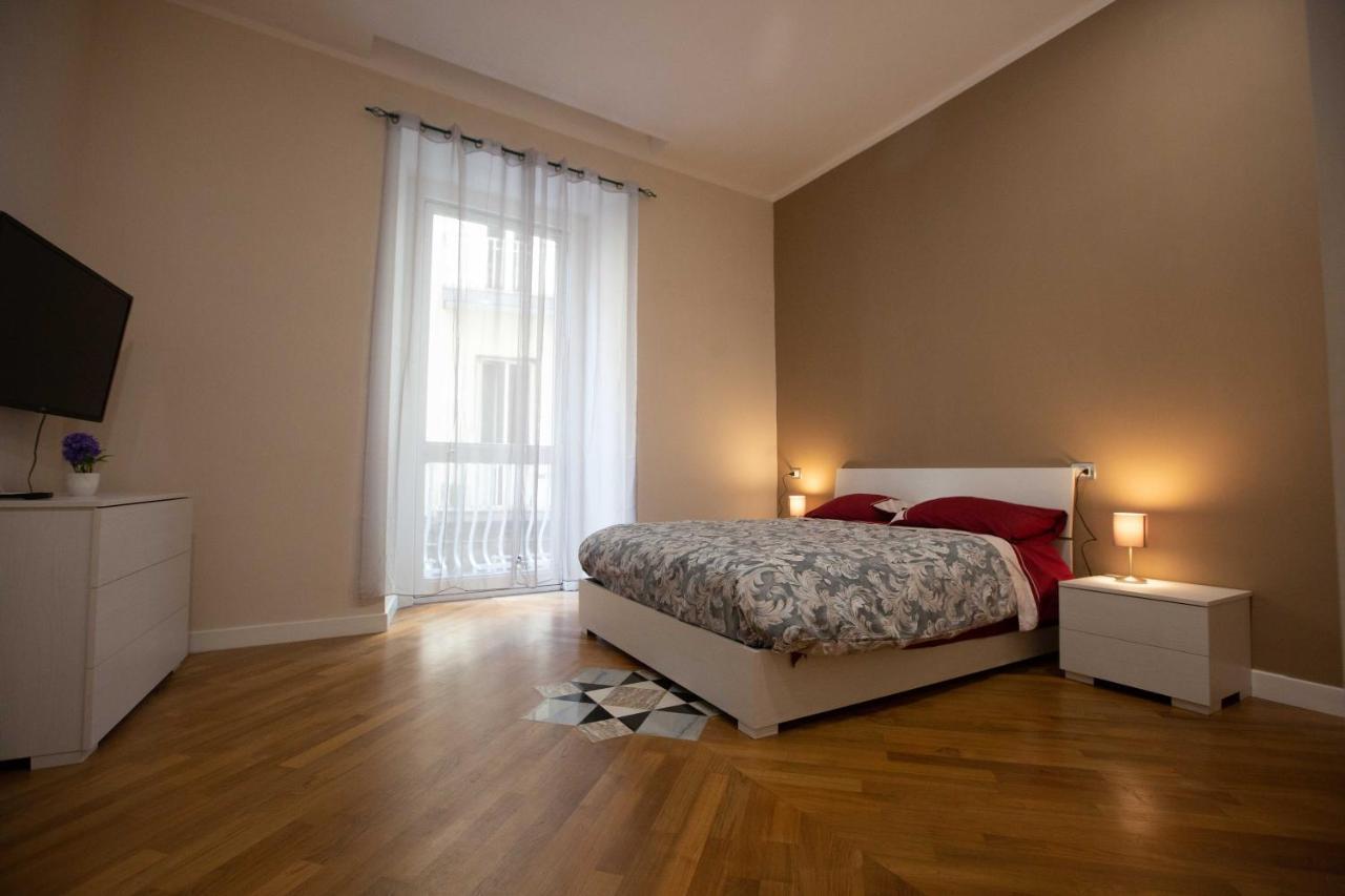 Privilege Chiaia By Dimorra Naples Luaran gambar